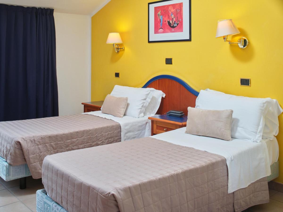 Hotel Ascot Riccione Extérieur photo